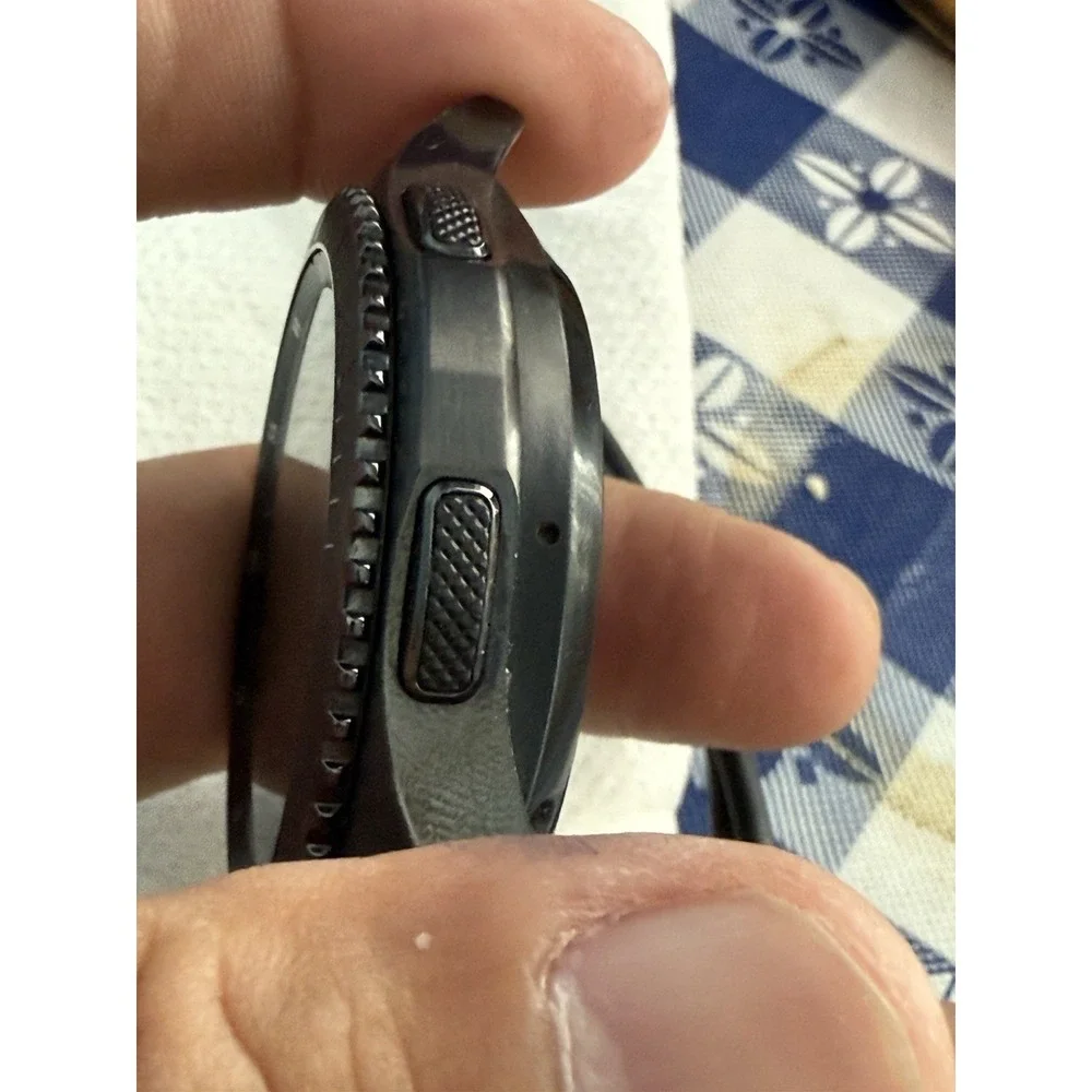 Samsung Galaxy Gear S3 SmartWatch 46mm , Not Charging , No Power Face Only (asis